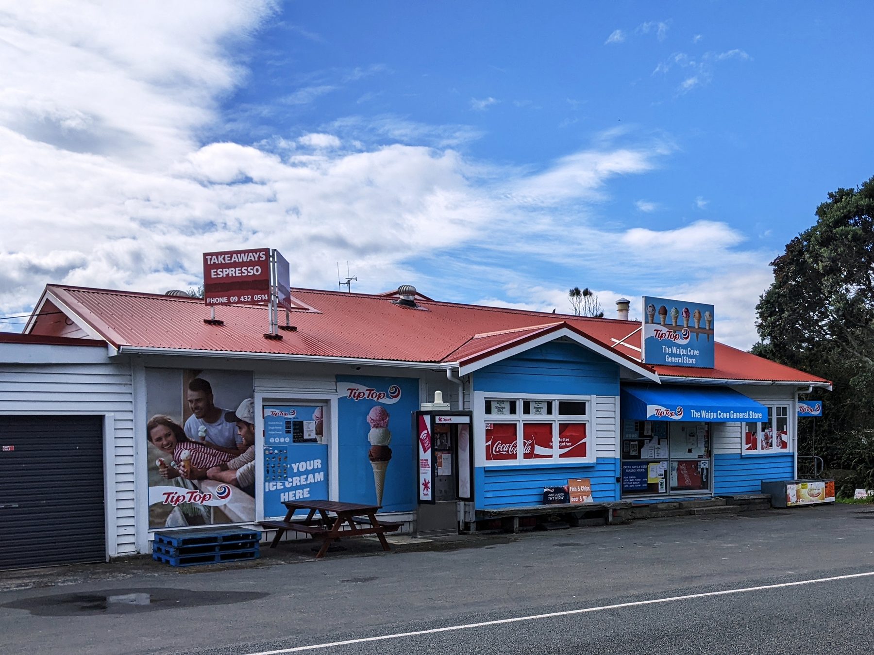 The Waipu Cove General Store